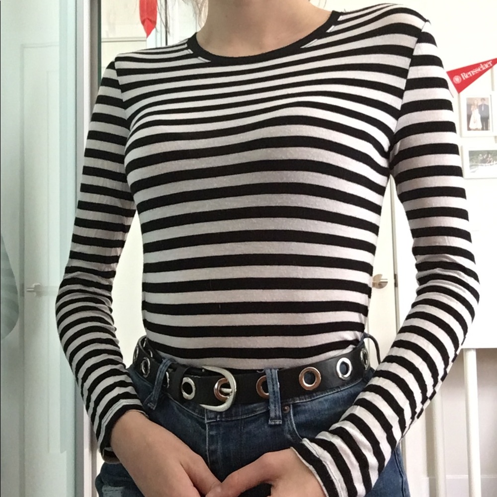 Long Sleeve Black and White Striped Tee